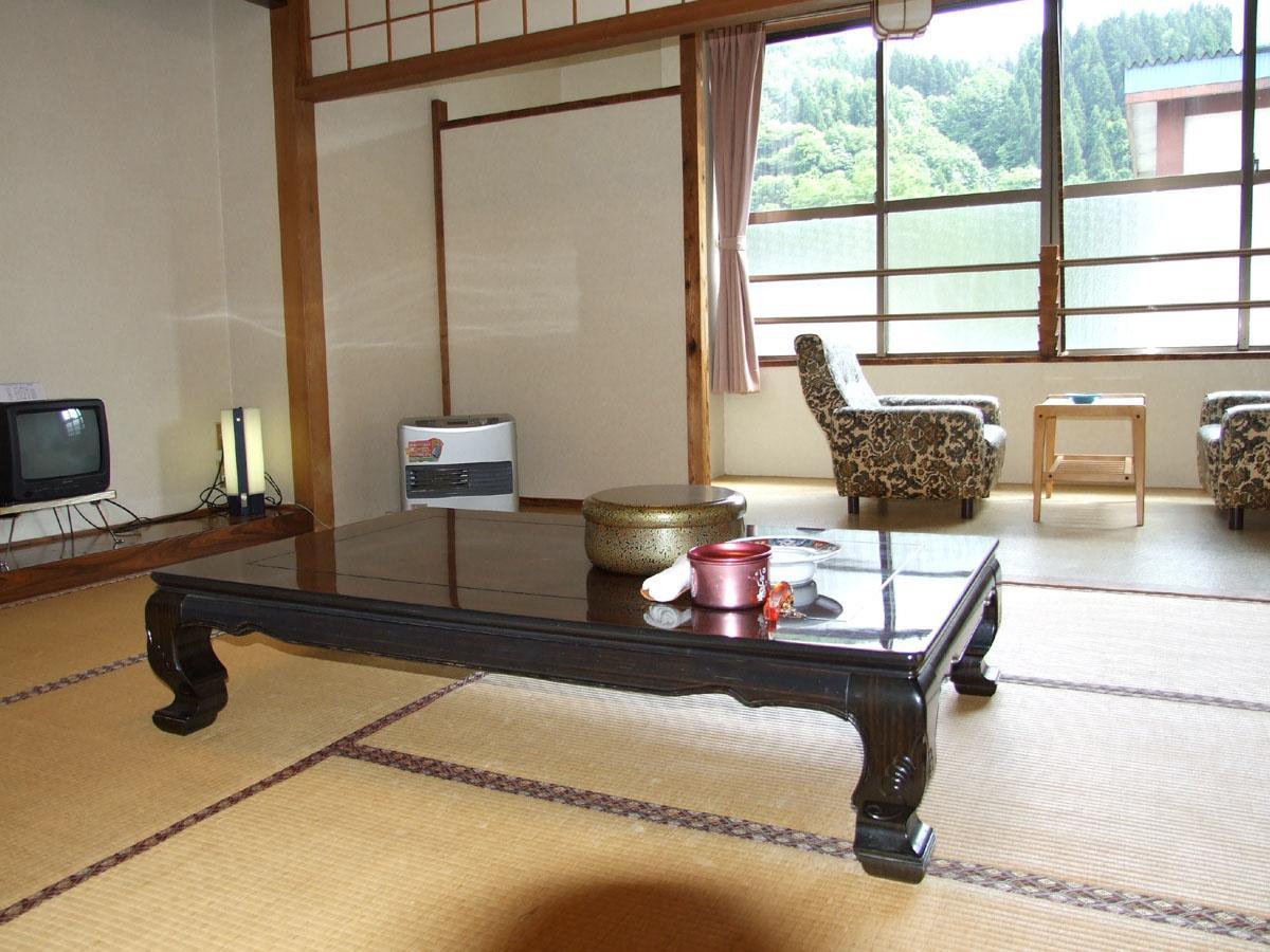Hanezawa Onsen Katoya Ryokan Mogami Extérieur photo